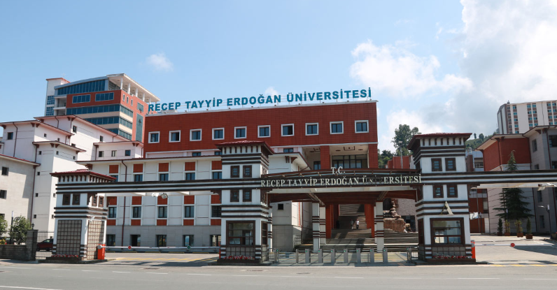 RİZE RTE ÜNİVERSİTESİ GÖRSELİ