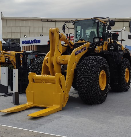 Komatsu-WA500-izmir-mermer